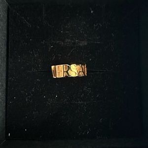 Versace Ear cuff unisex